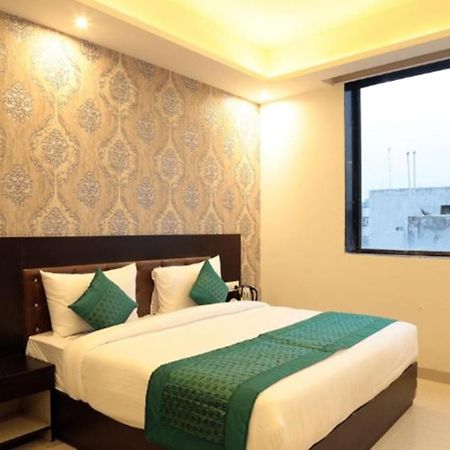 Oyo 23368 Boutique Hotel Paragon New Delhi Luaran gambar