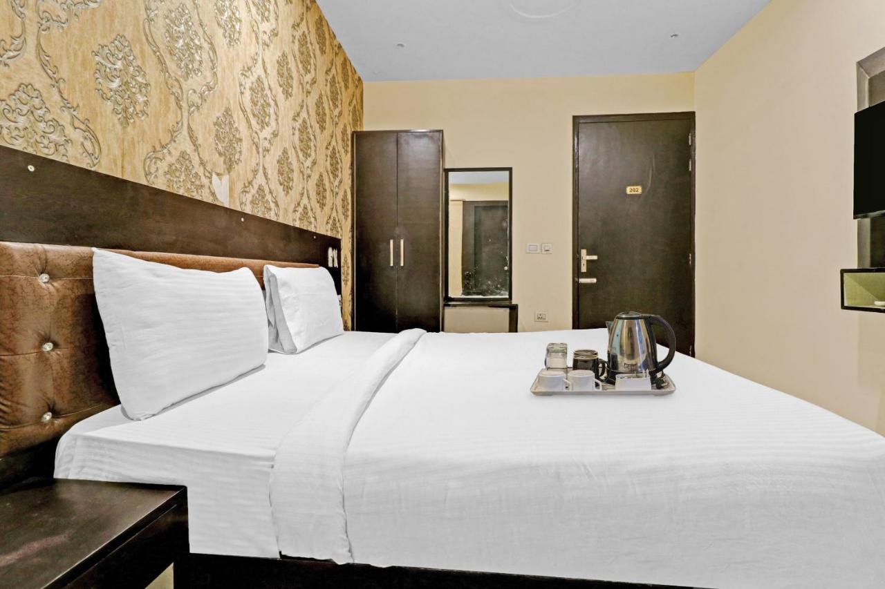Oyo 23368 Boutique Hotel Paragon New Delhi Luaran gambar
